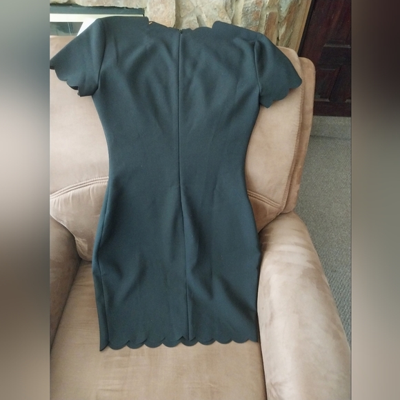 Likely Black Short Sleeve Sheath Dresd - Picture 2 of 3
